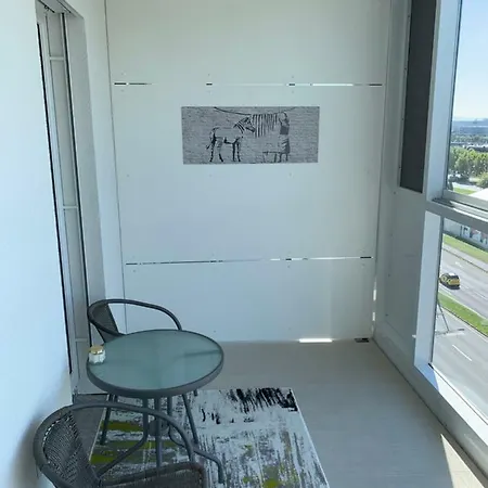 아파트 Gemutliches Mit Loggia Im Brauquartier 그라츠
