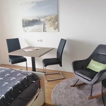 Gemutliches Mit Loggia Im Brauquartier 아파트